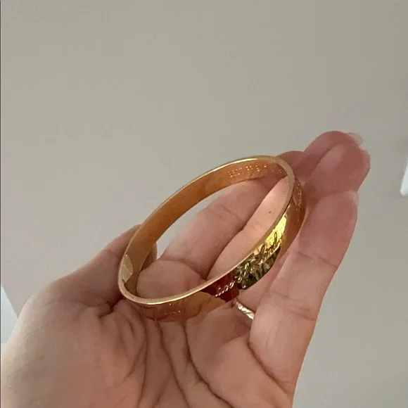 Kate Spade - Gold - Best Friends Forever Bangle - Like New - Engraved - Picture 5 of 7